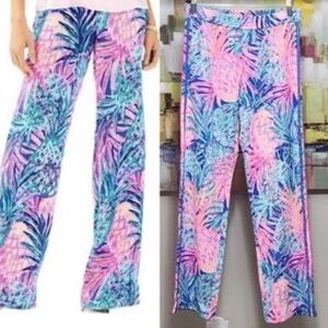 LILLY PULITZER LUXLETIC FLARE PANT SIZE L